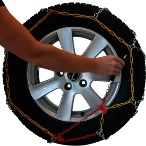 Sneeuwkettingen en sokken